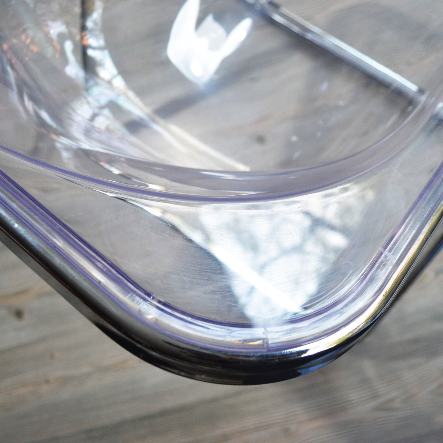 Plona Chair    replica