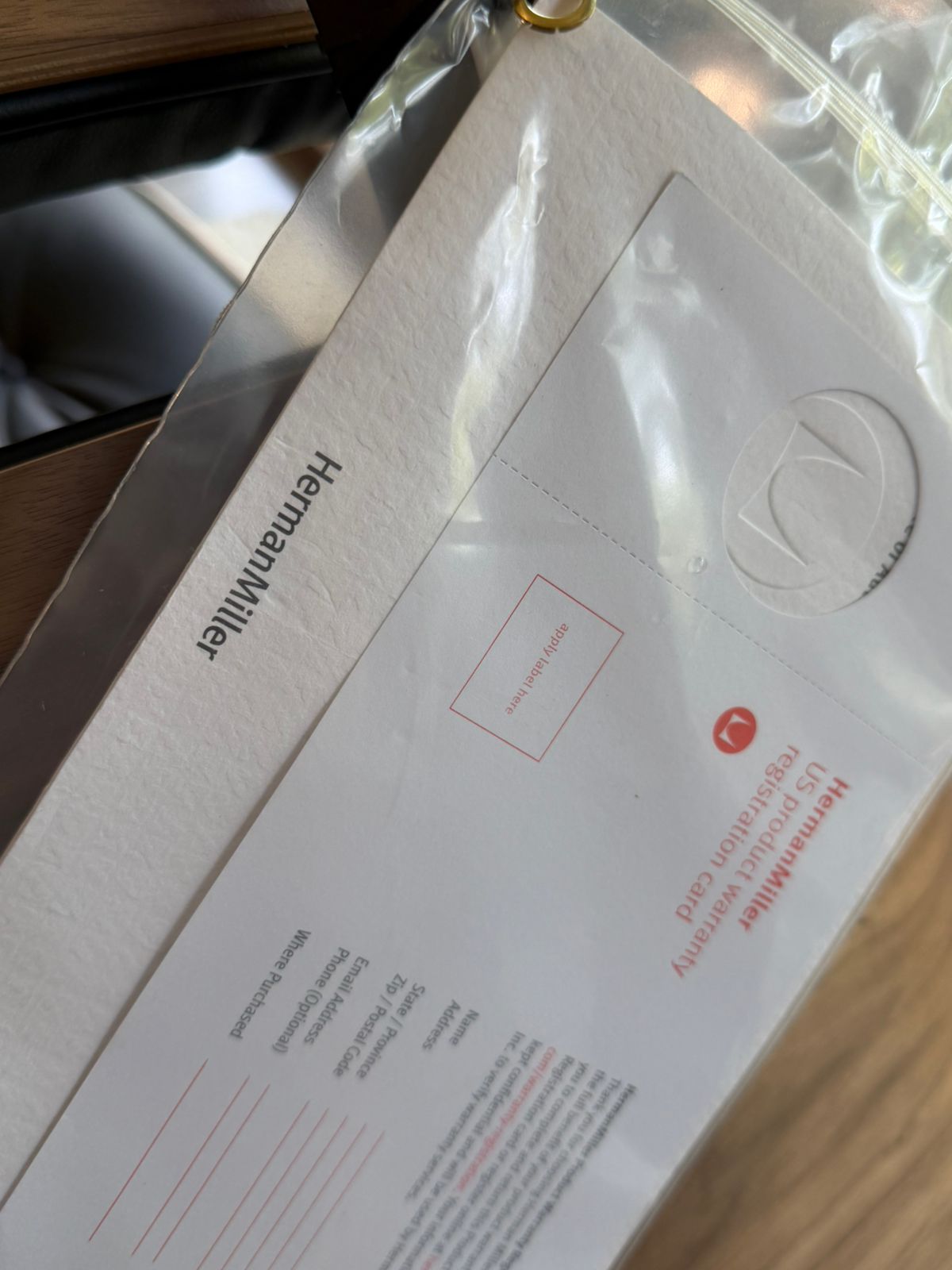 Eames Lounge & Ottoman        Herman miller