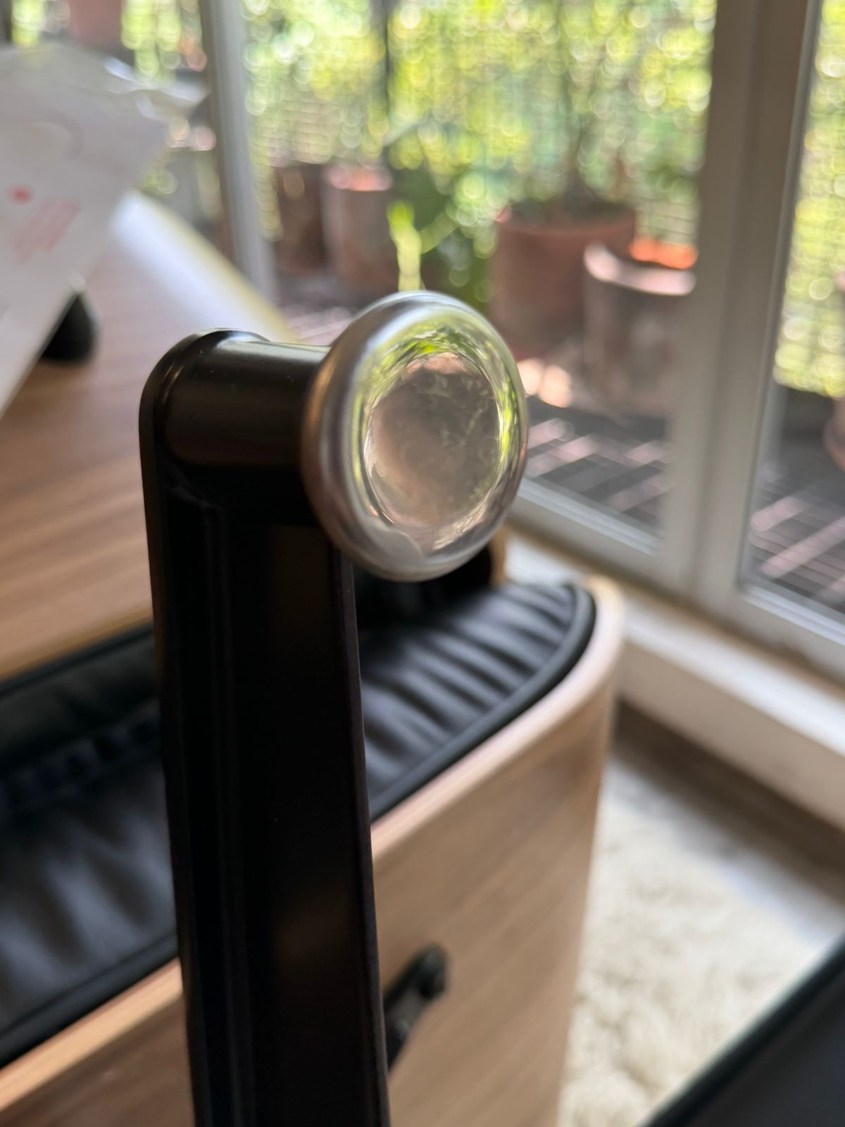 Eames Lounge & Ottoman        Herman miller