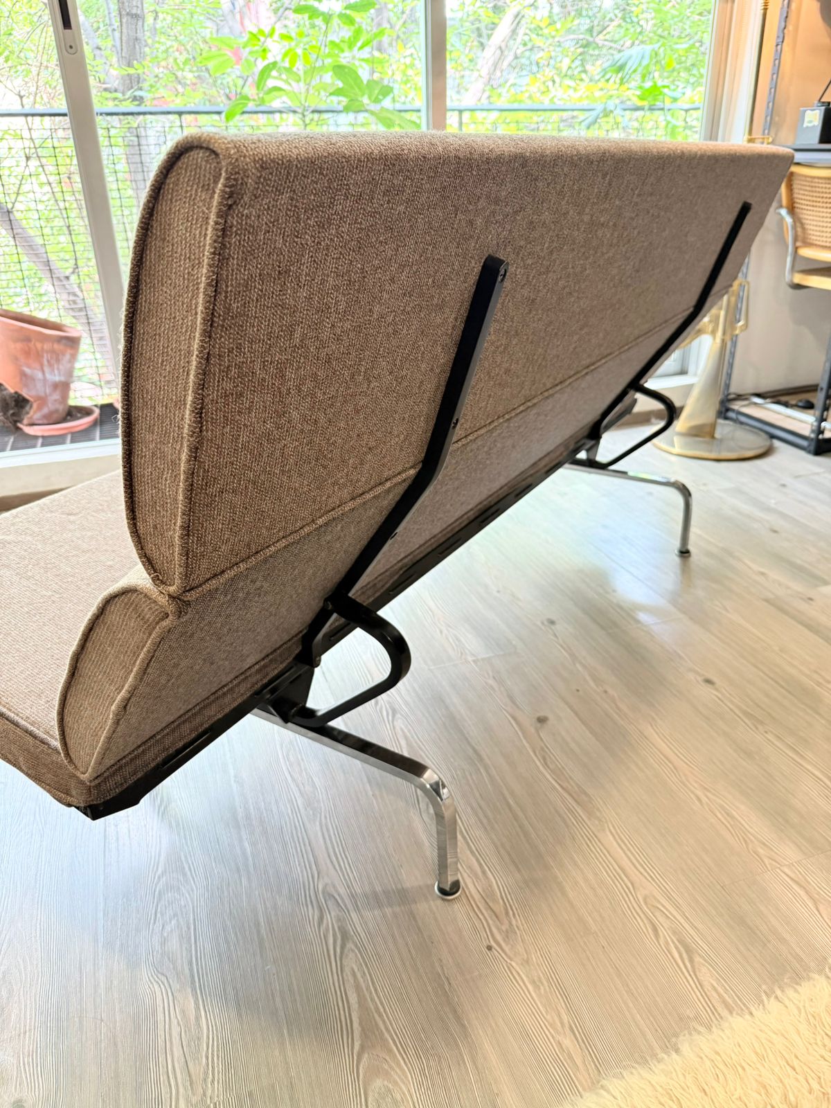 Sofa Compact         Herman Miller