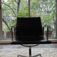 Eames EA 104 Aluminium Group      Vitra