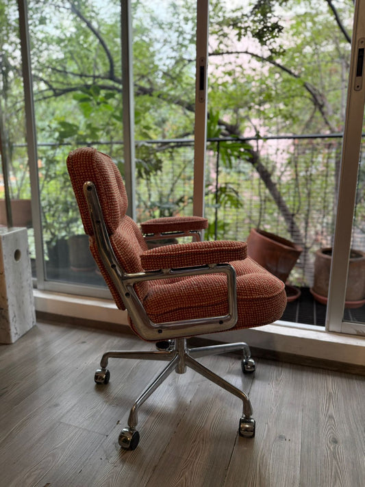 Eames Time Life Chair       Herman Miller