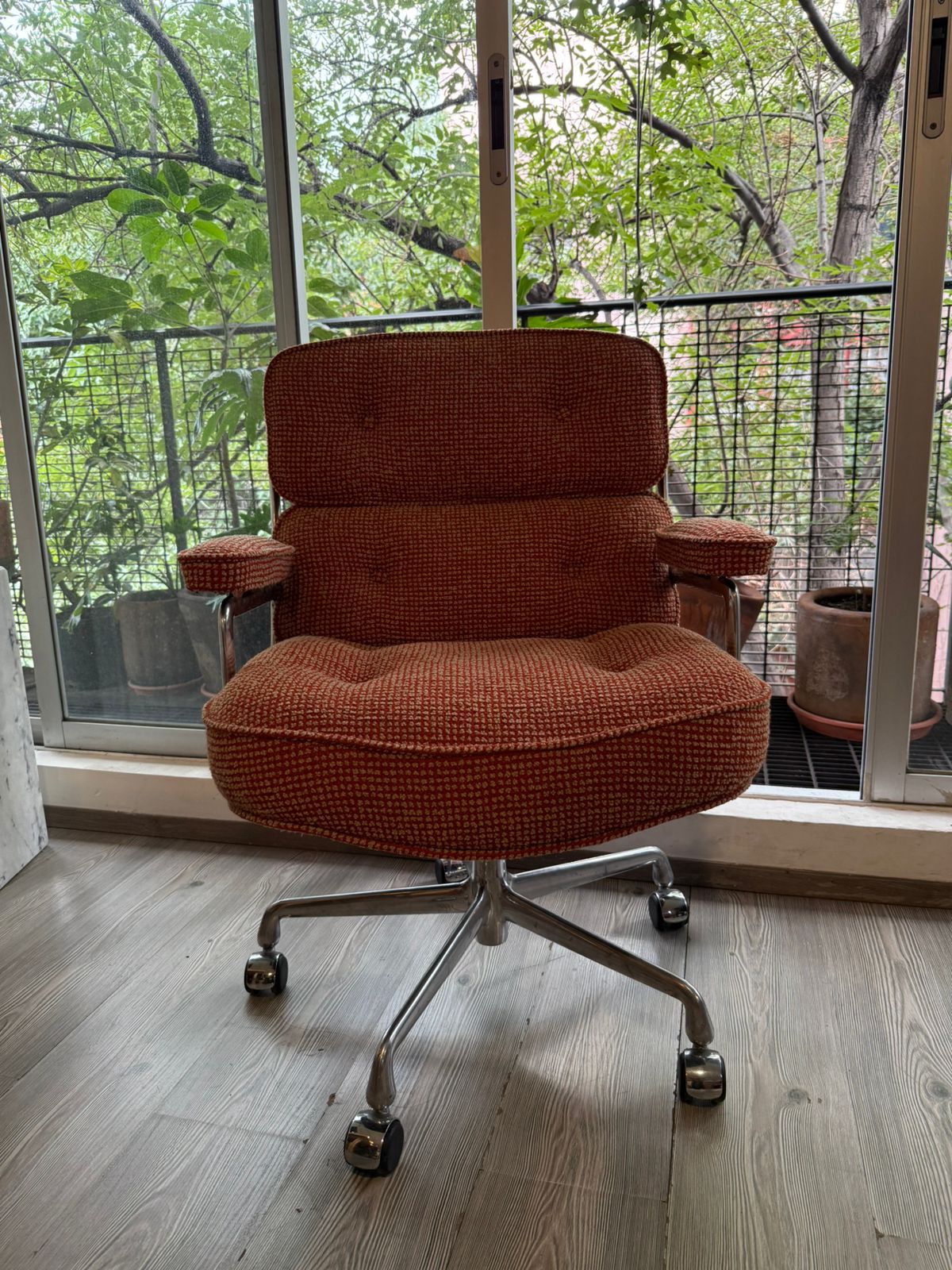 Eames Time Life Chair       Herman Miller