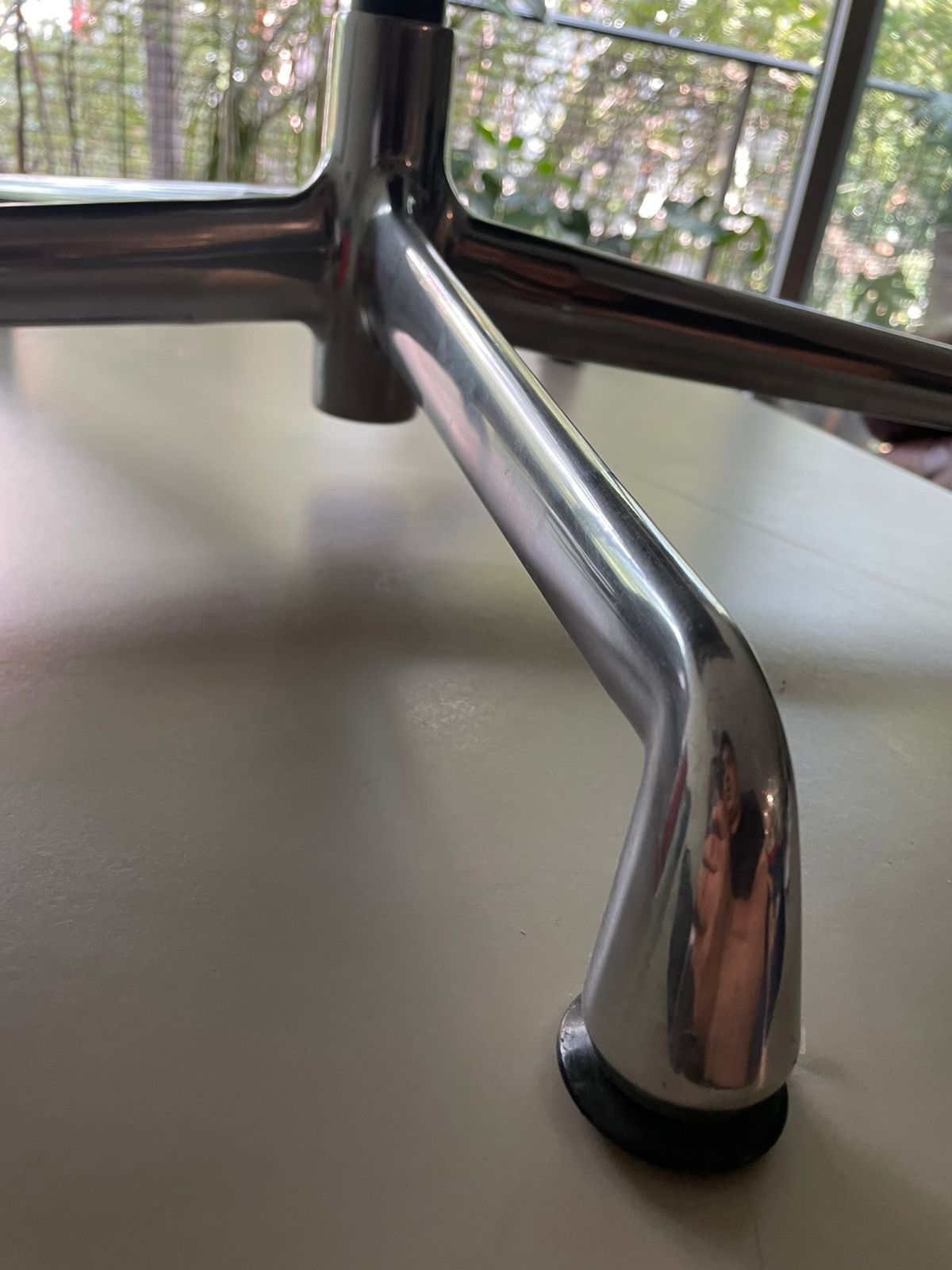 Eames Soft Pad EA 434 Chair           Herman Miller