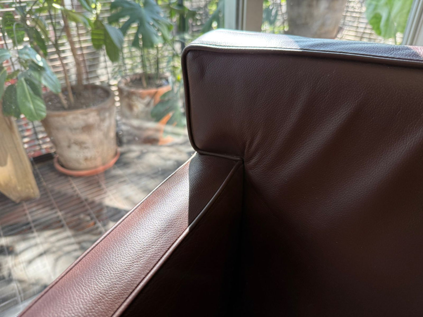 Sofa Krefeld Lounge Chair          Knoll