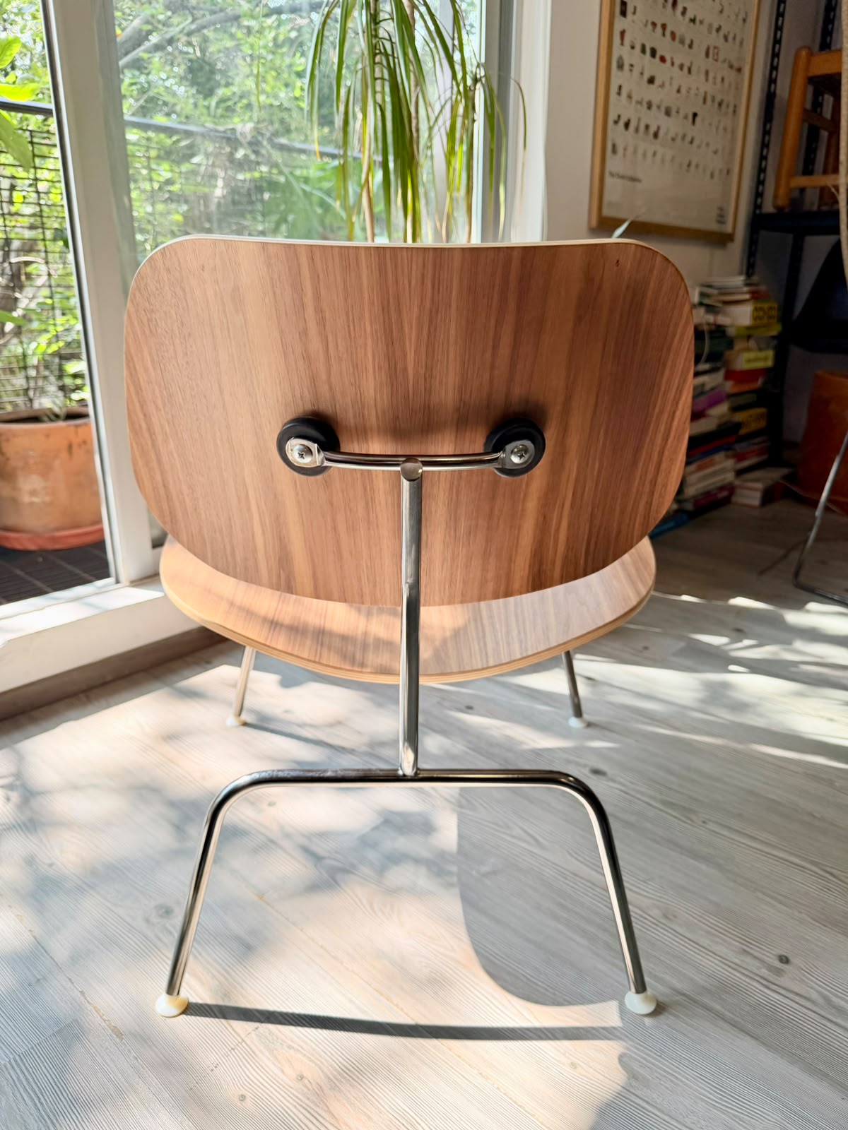 Eames LCM           Herman Miller