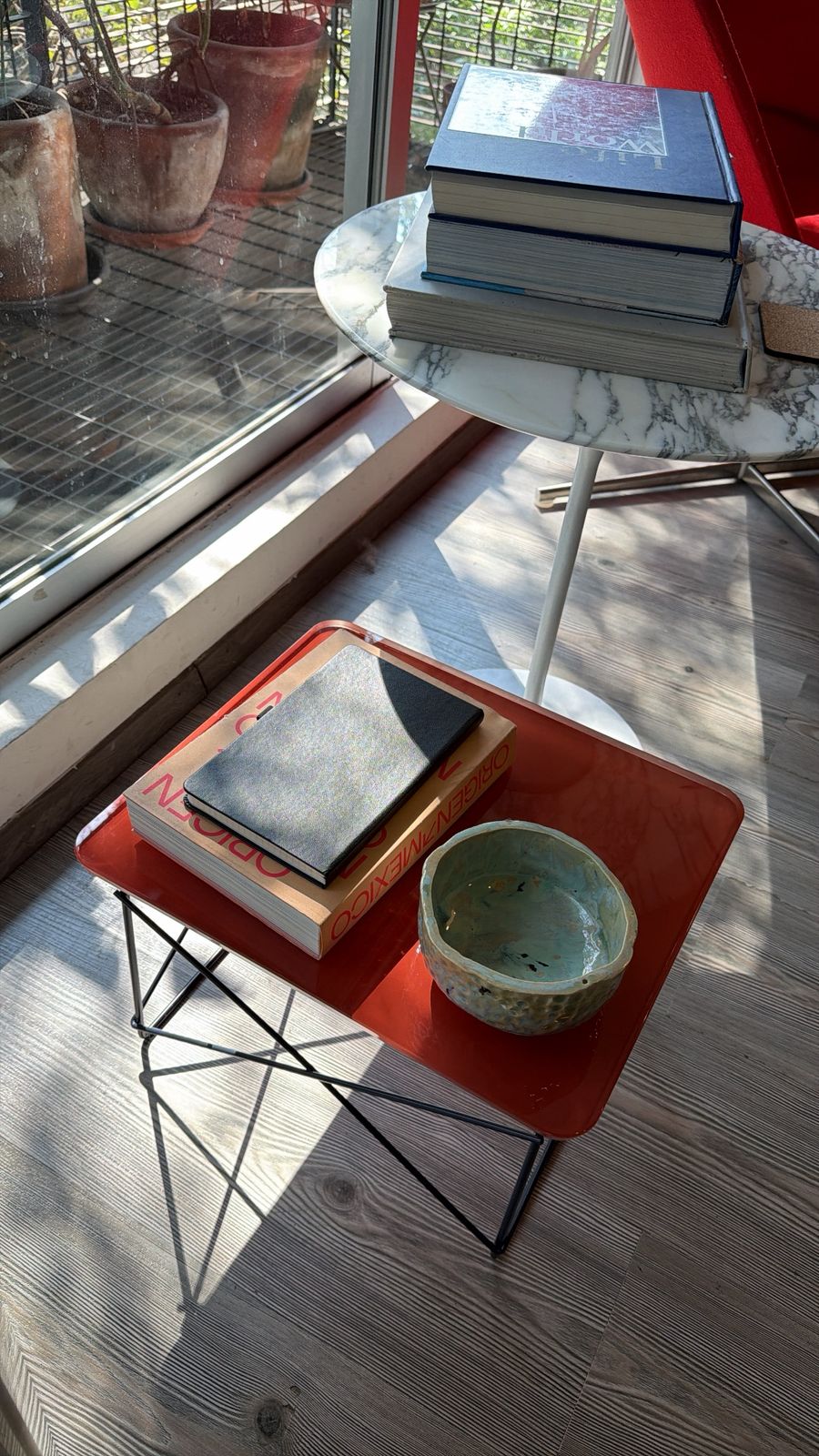 Eames Wire Base Low Table        Herman Miller + HAY