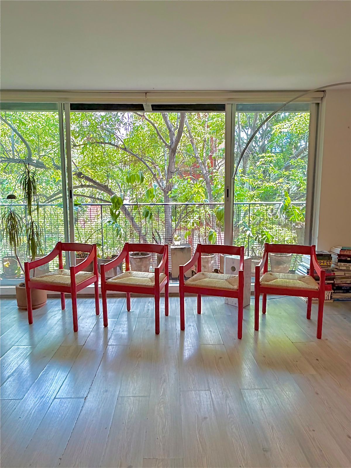 Carimate Chair         Diseño Internacional