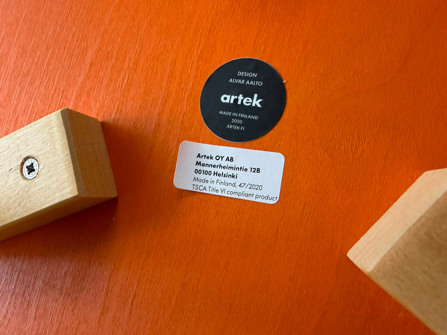 Stool 60       Artek