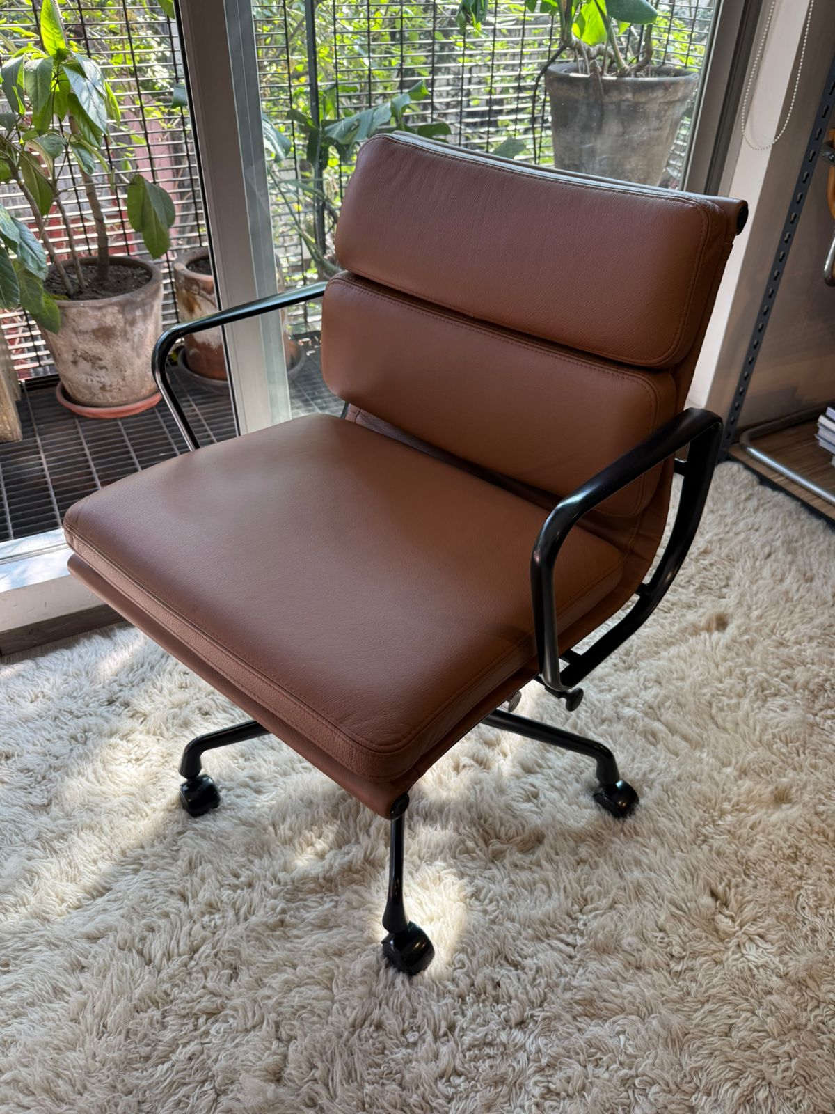 Eames EA217 SoftPad       Herman Miller