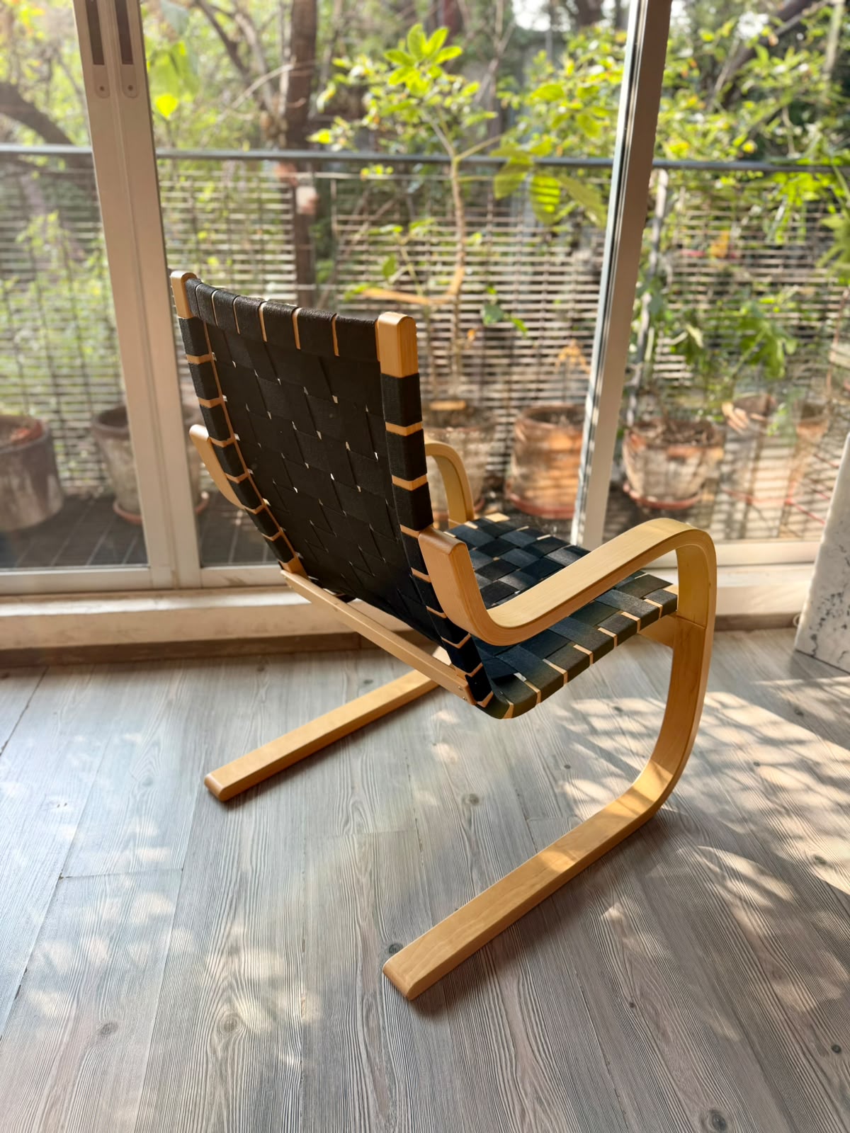 Armchair 405       Artek