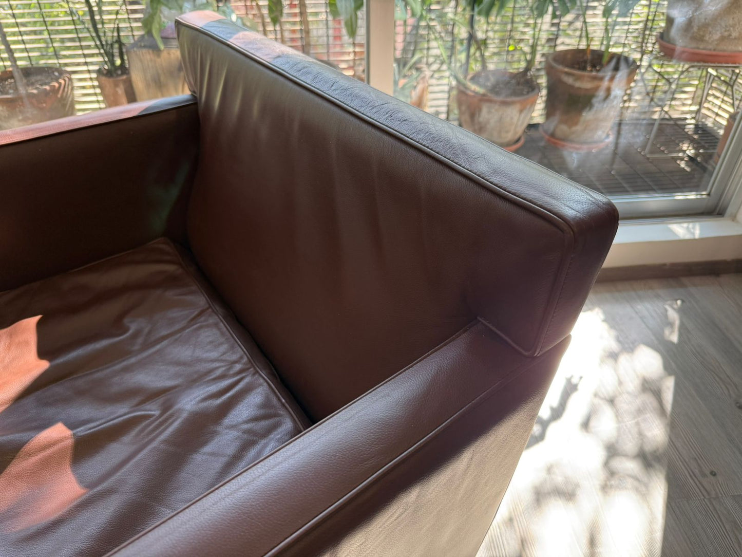 Sofa Krefeld Lounge Chair          Knoll