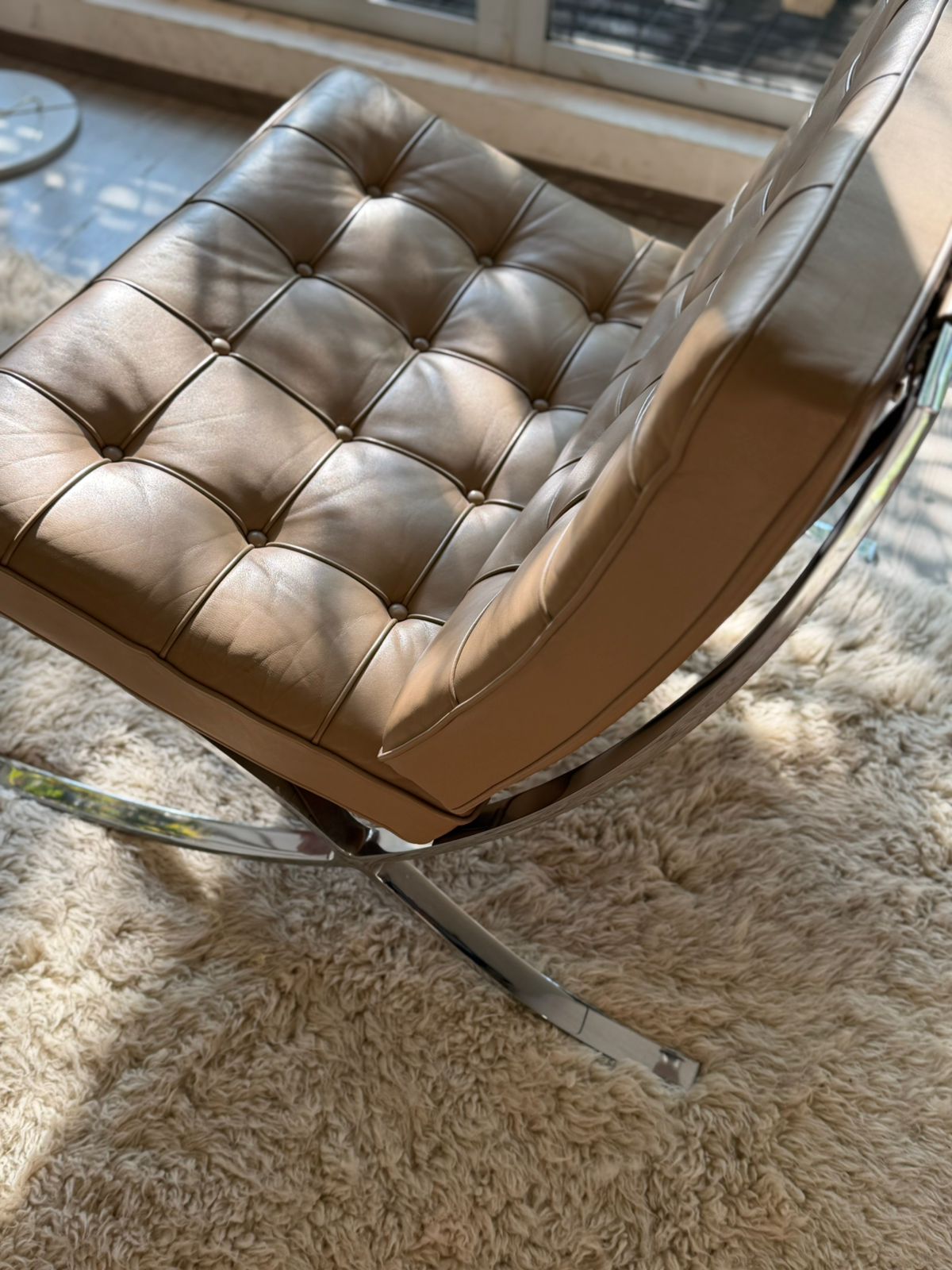 Par de Sillones Barcelona        Knoll Studio
