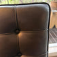 Barcelona Chair       Knoll sutdio