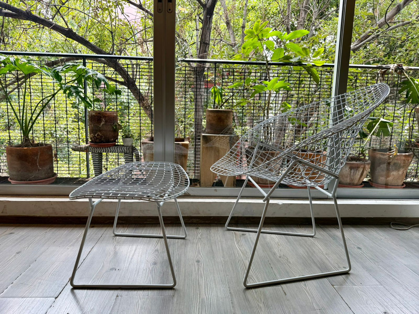 Bertoia Diamond Chair & Ottoman