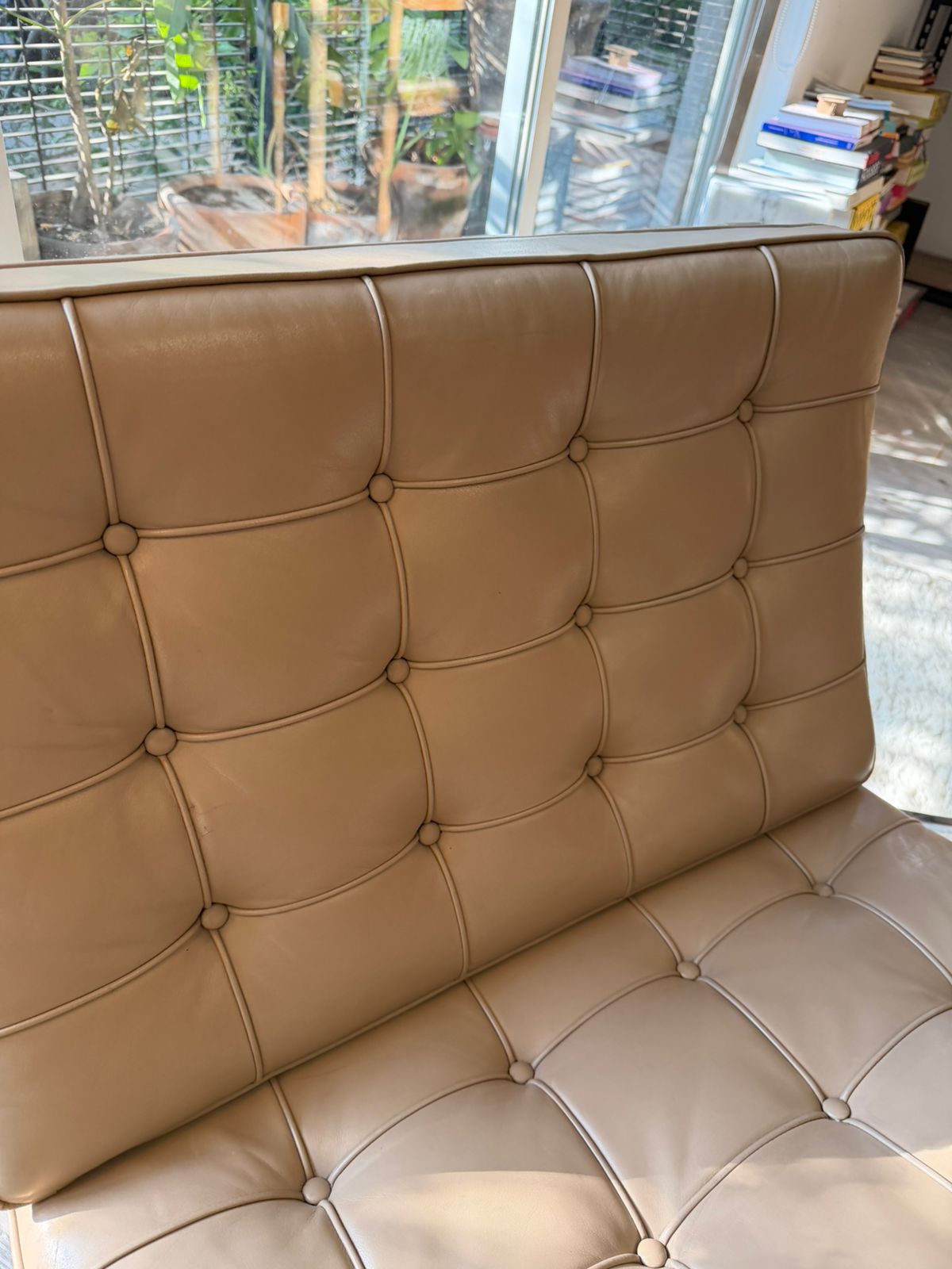 Par de Sillones Barcelona        Knoll Studio