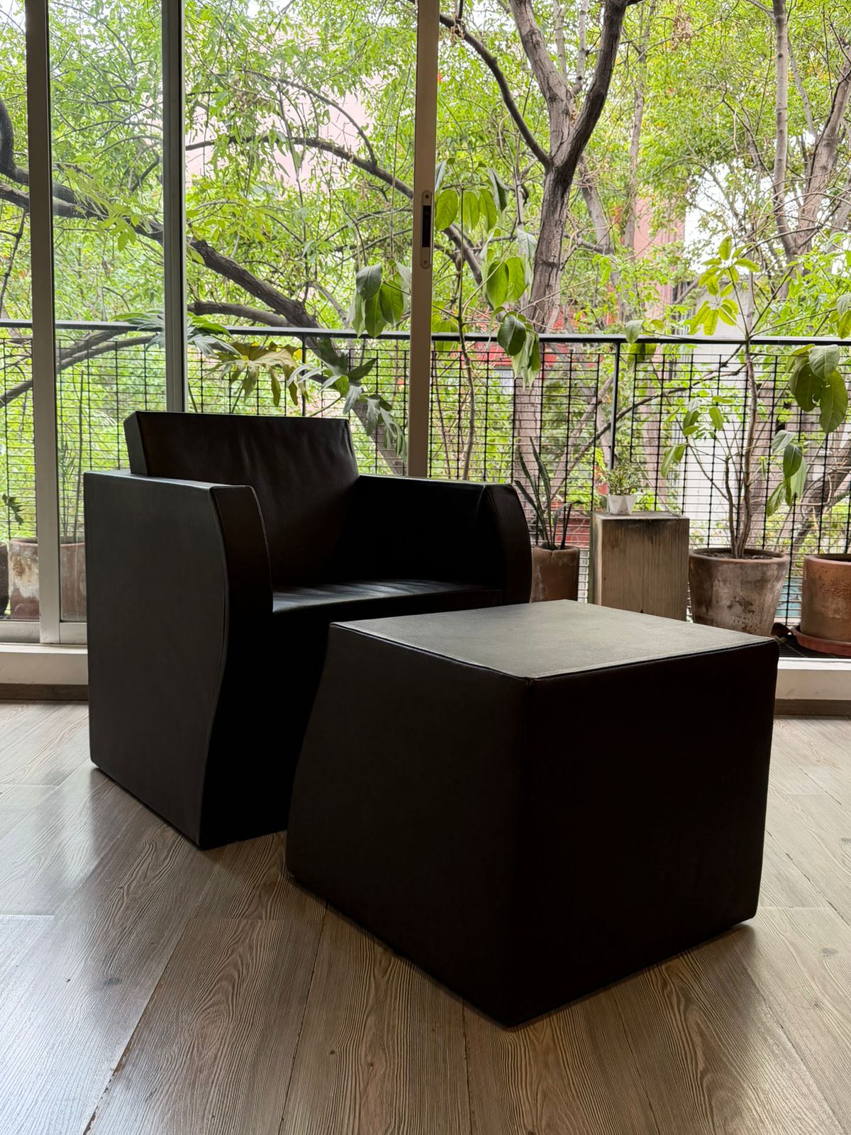 Armchair Bridge Simple/ Ottomano       Ligne Roset