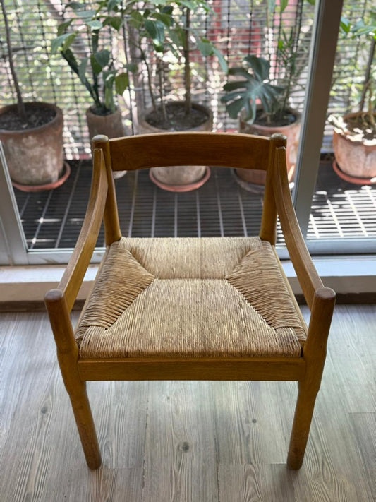 Silla Carimate        Cassina