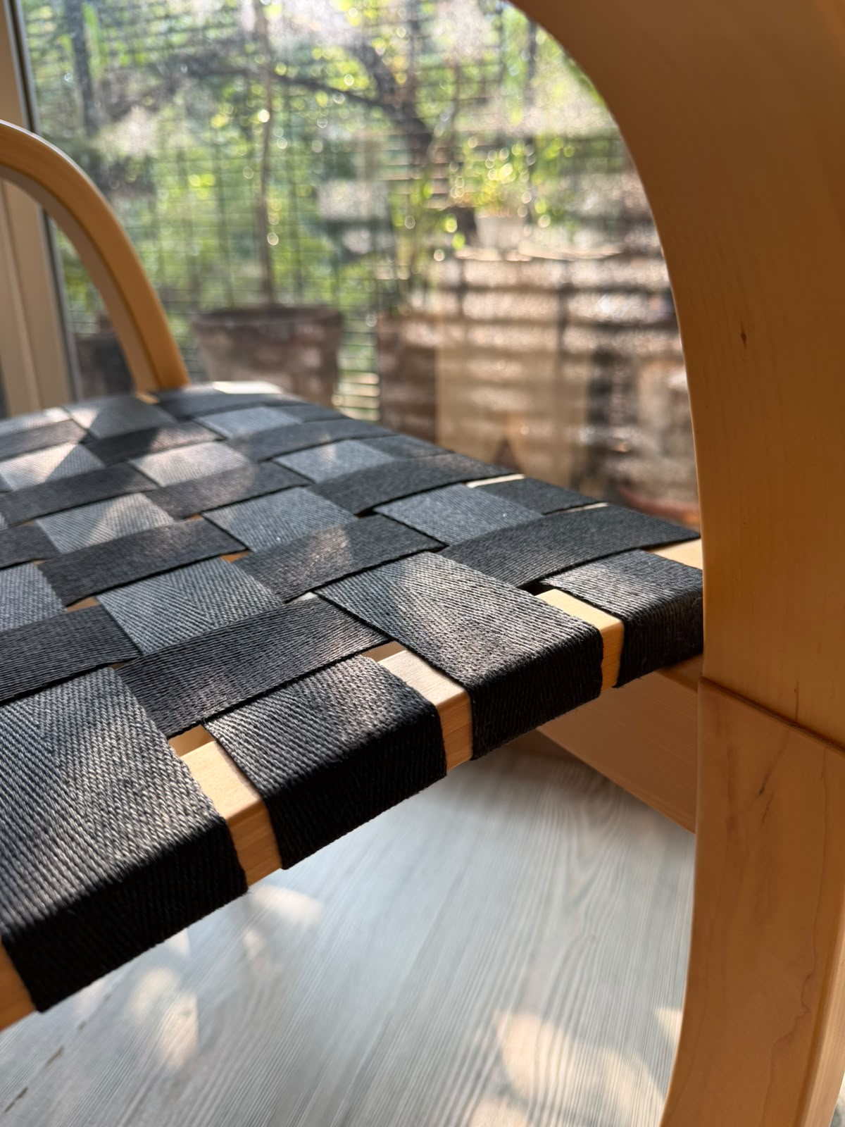 Armchair 405       Artek