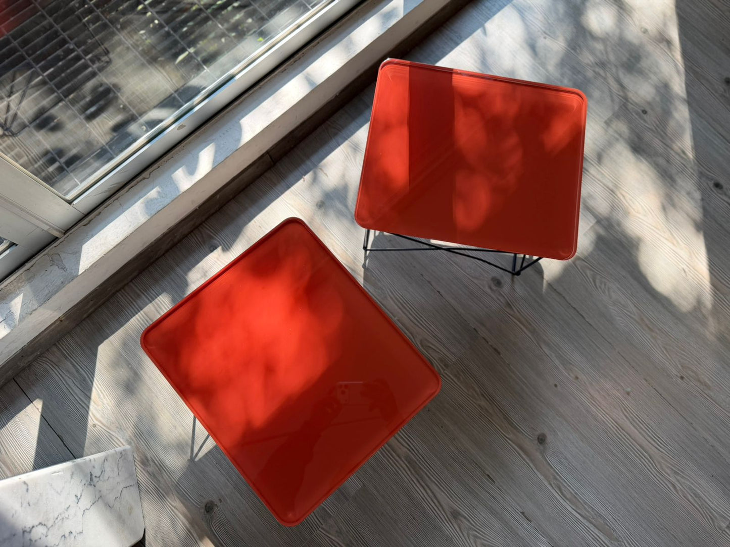 Eames Wire Base Low Table        Herman Miller + HAY