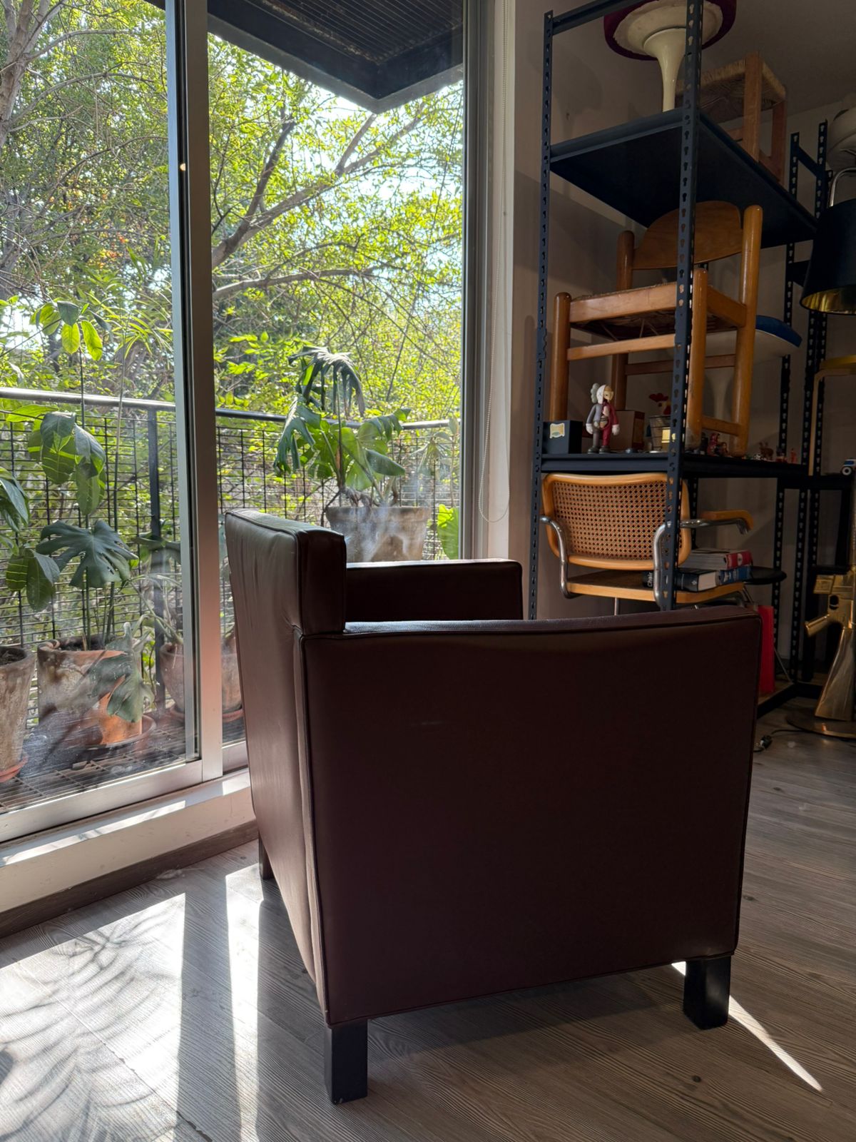 Sofa Krefeld Lounge Chair          Knoll