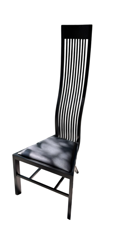 Marilyn Chair