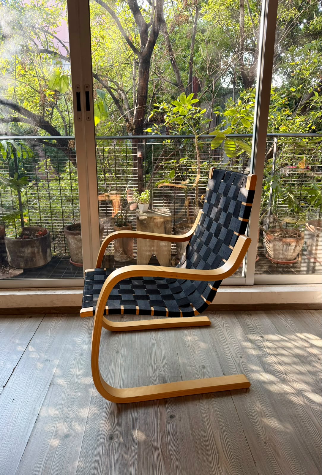 Armchair 405       Artek