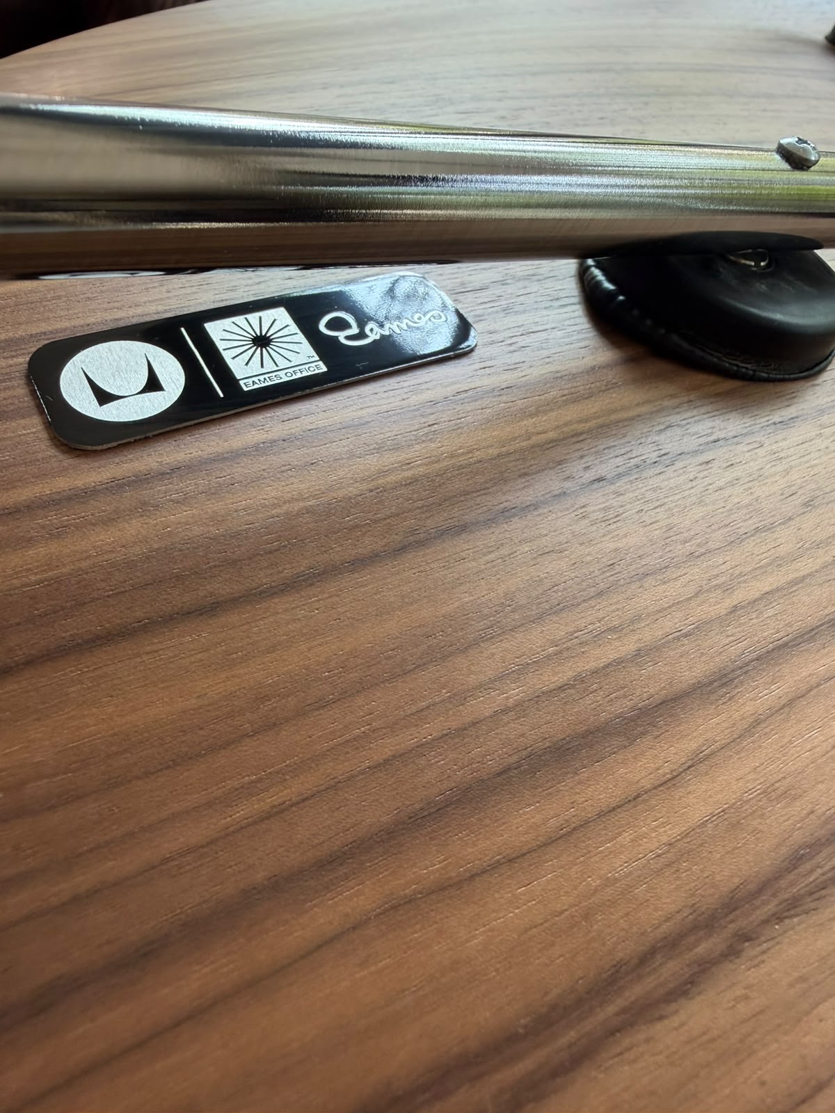 Eames LCM           Herman Miller