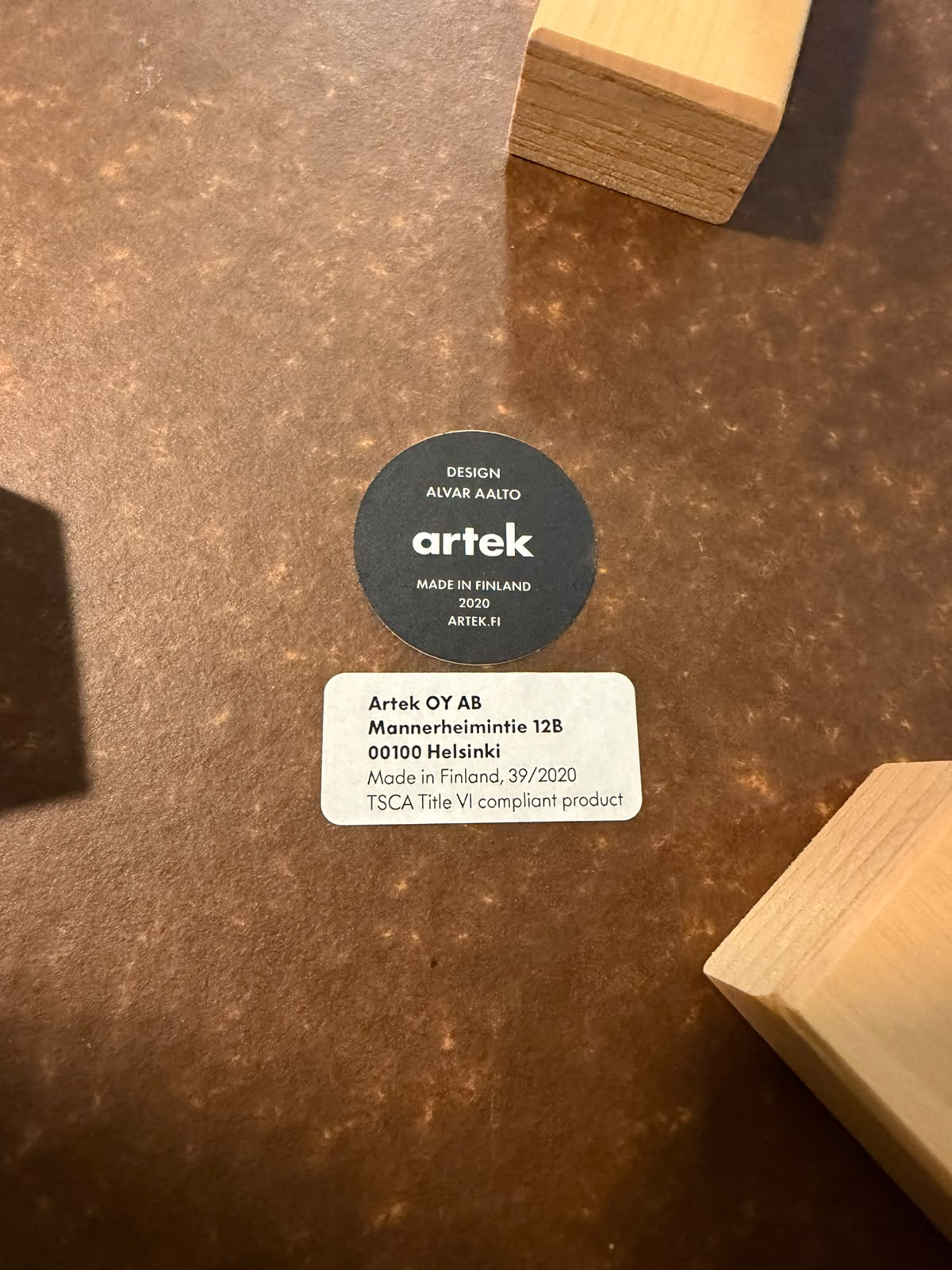 Stool 60       Artek