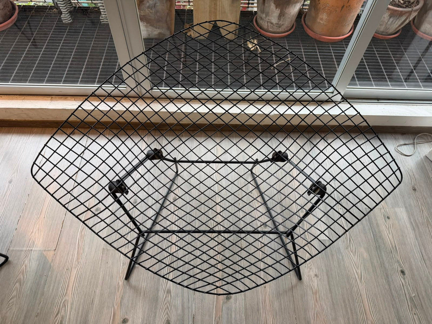 Bertoia Large Diamond Chair & Ottoman         Knoll