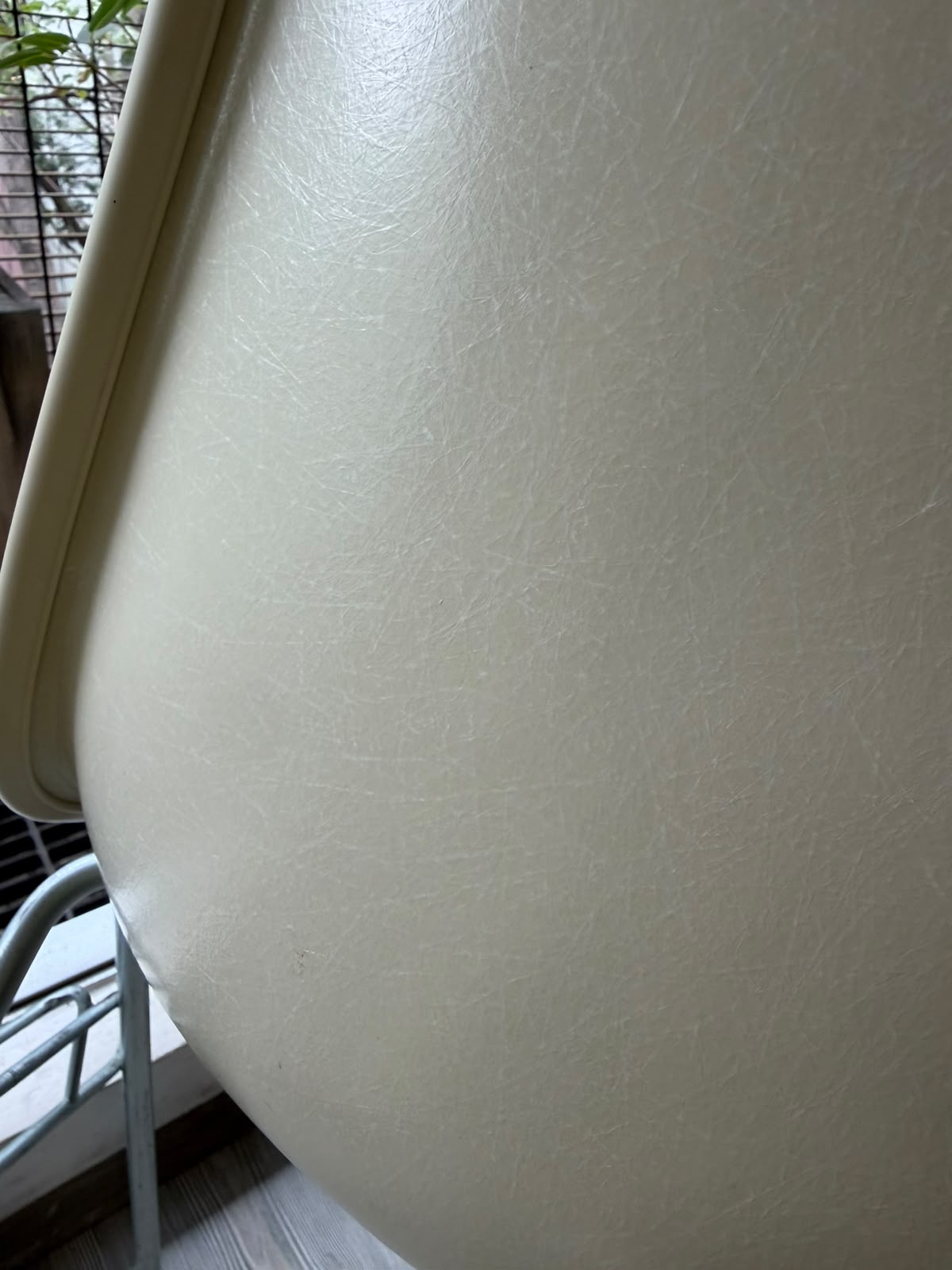 Eames DSS     Herman Miller